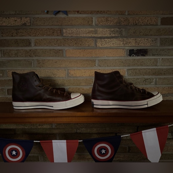 Converse Brown Leather High-Top Sneakers with White Sole Size 10.5 NWOT - Picture 3 of 15